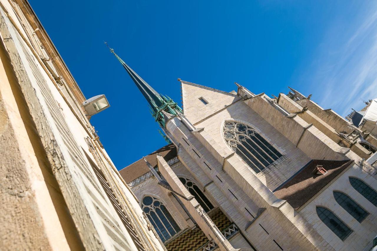 Apartament Le Saint B Au Pied De La Cathedrale Saint Benigne Dijon Zewnętrze zdjęcie